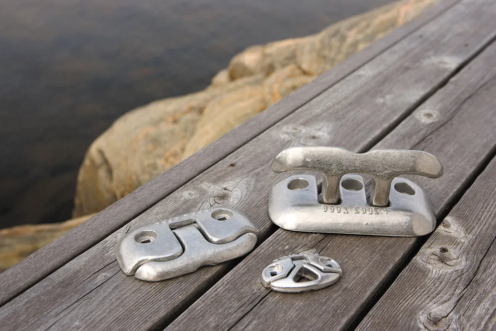 Dock Edge Flip-Up™ Cleat